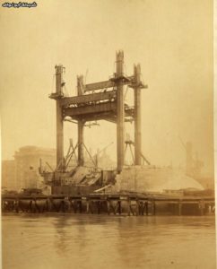 Never-Seen-Before-Construction-Pictures-of-Tower-Bridge-002