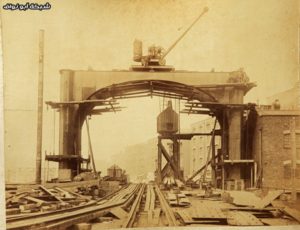 Never-Seen-Before-Construction-Pictures-of-Tower-Bridge-003