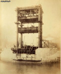 Never-Seen-Before-Construction-Pictures-of-Tower-Bridge-004