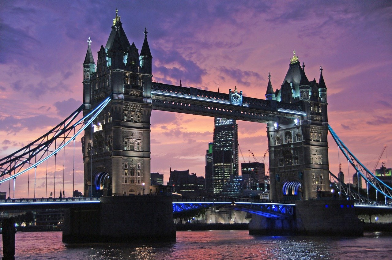 جسر البرج Tower bridge