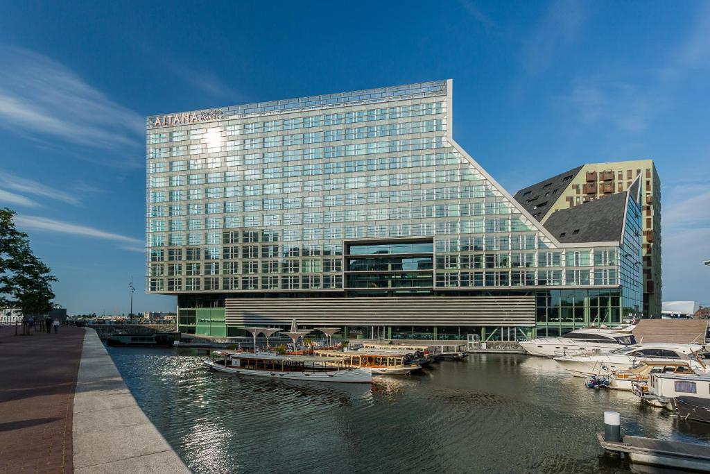 قائمة افضل فنادق امستردام , ادخل قبل ان تحجز فندقك