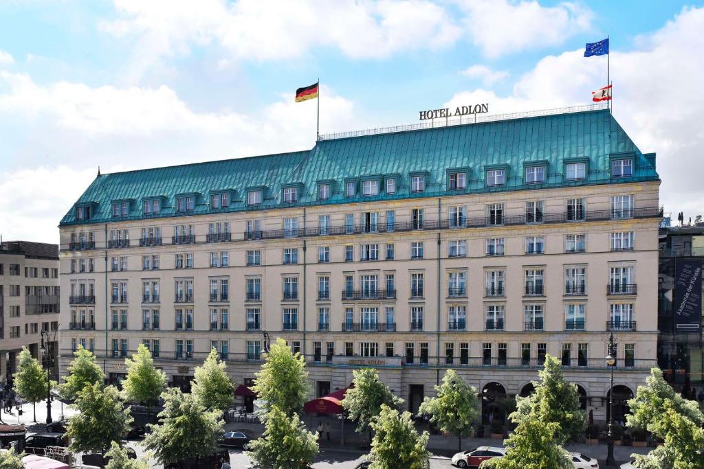 أفضل فنادق برلين القريبة من المعالم السياحية