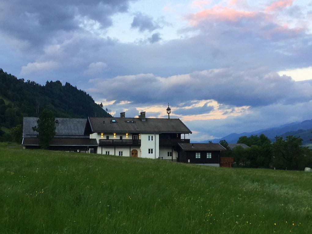 unnamed-file-19 افضل شقق و فنادق زيلامسي و كابرون, لتجربة السكن في الريف النمساوي .