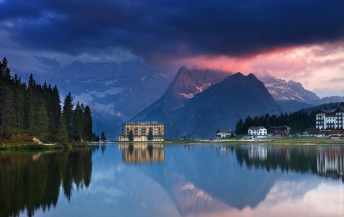 lake-misurina جدول مفصل من خمسة ايام في الشمال الايطالي مع اقتراح افضل الفنادق المجربه