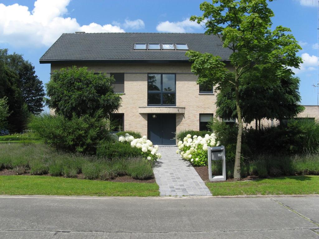 يوم من رحلتي الى بلجيكا المنسية , دولة جميلة تستحق المرور !!