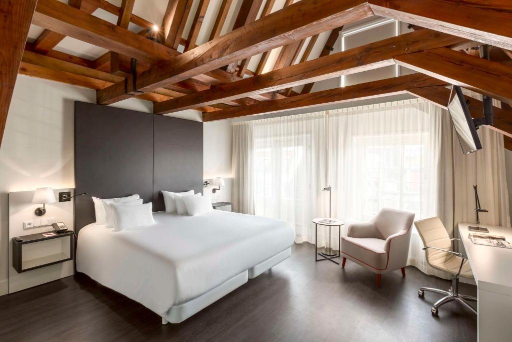 برنامج سياحي و جدول يومي لزيارة امستردام و الارياف الهولندية .