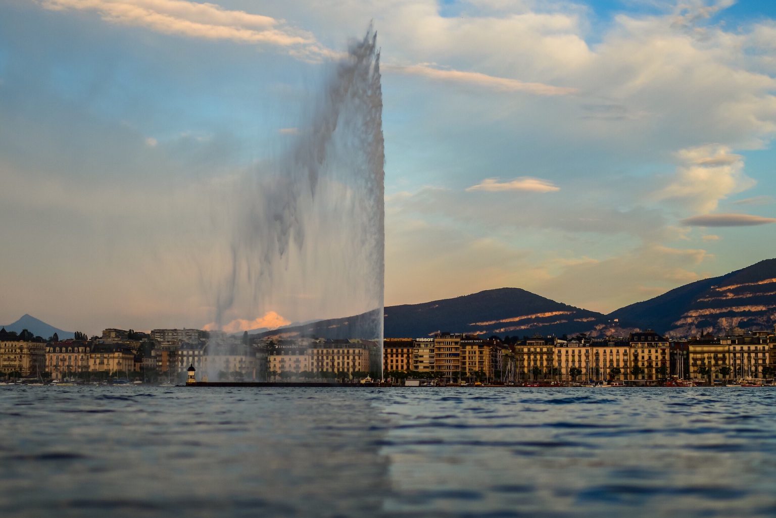 city-4303033_1920-1536x1026.jpg