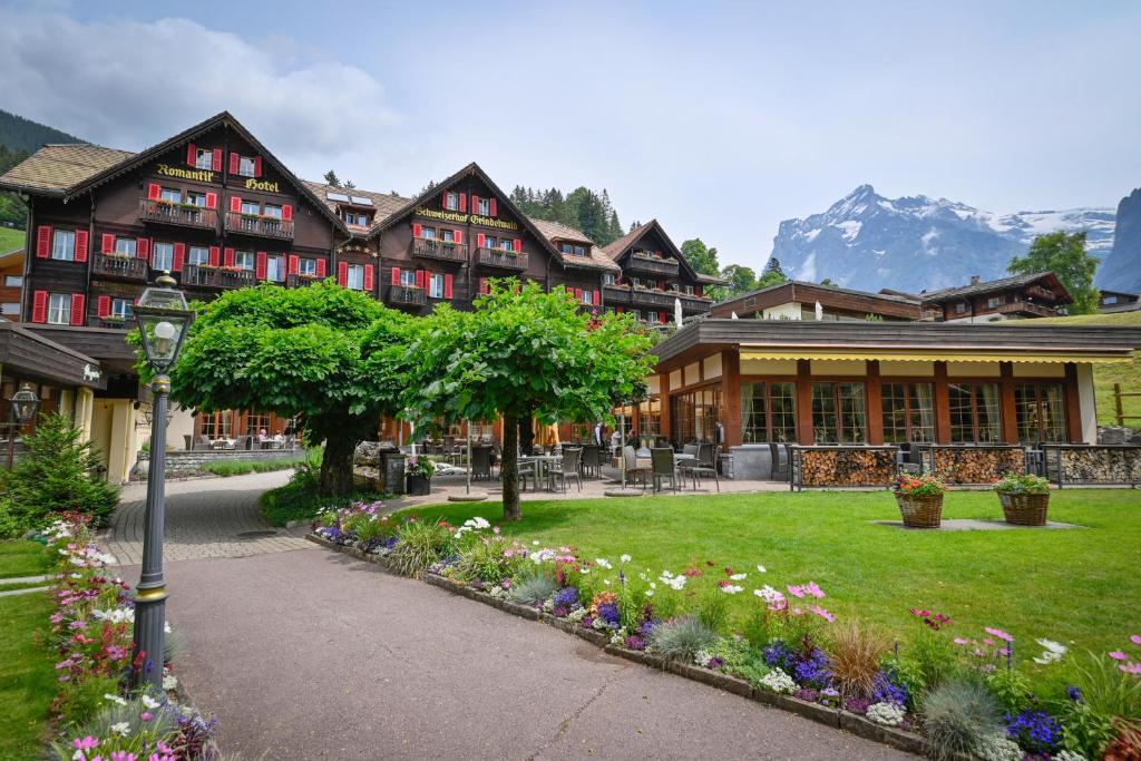 غريندلوالد جوهرة الريف السويسري , معلومات و أماكن سياحية و أماكن مقترحة للسكن .