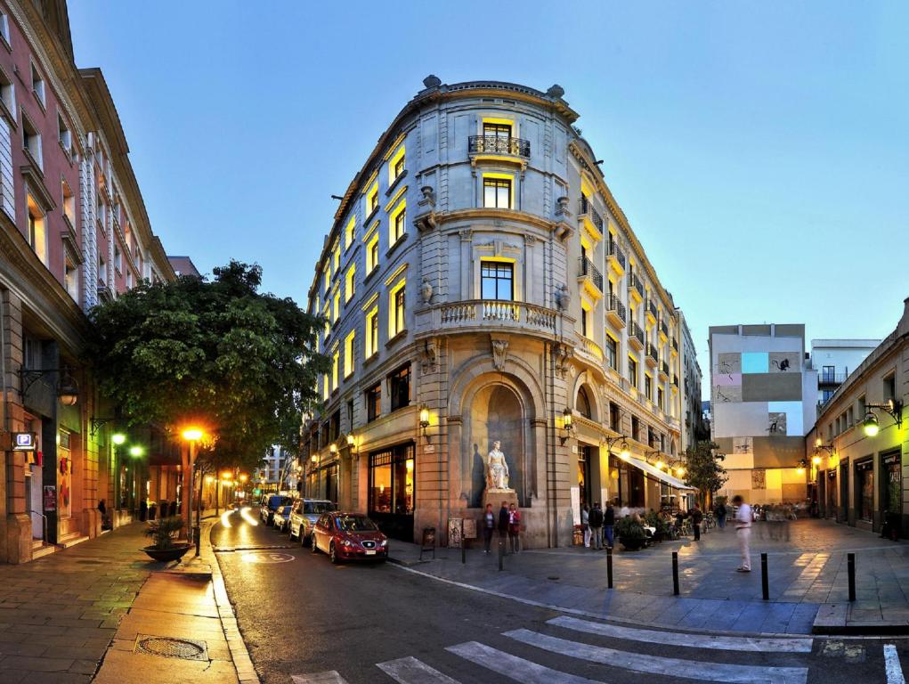 برشلونة اهم الاماكن السياحية و الفنادق