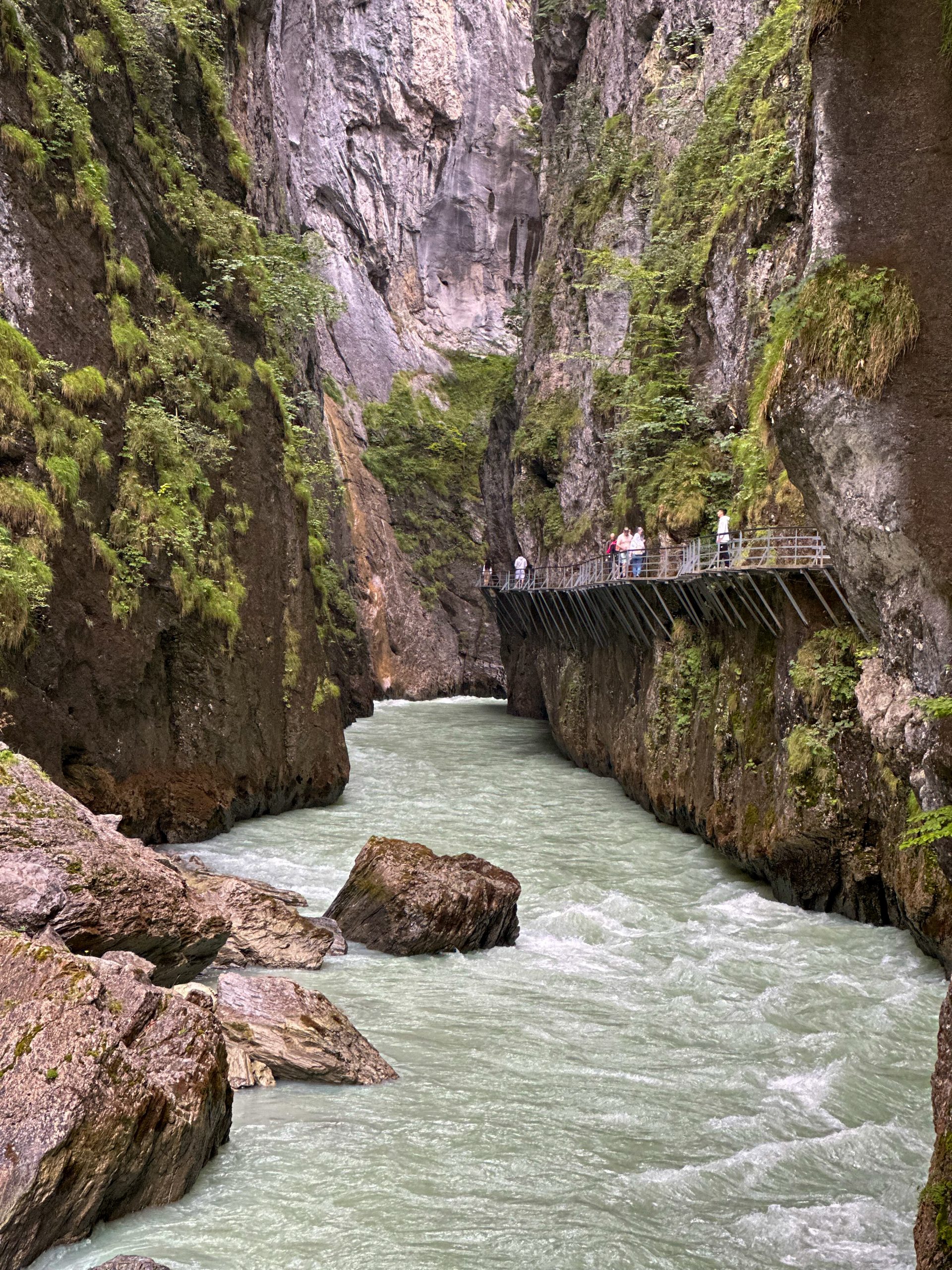 خوانق نهر الآر، القريبة من إنترلاكن، سويسرا