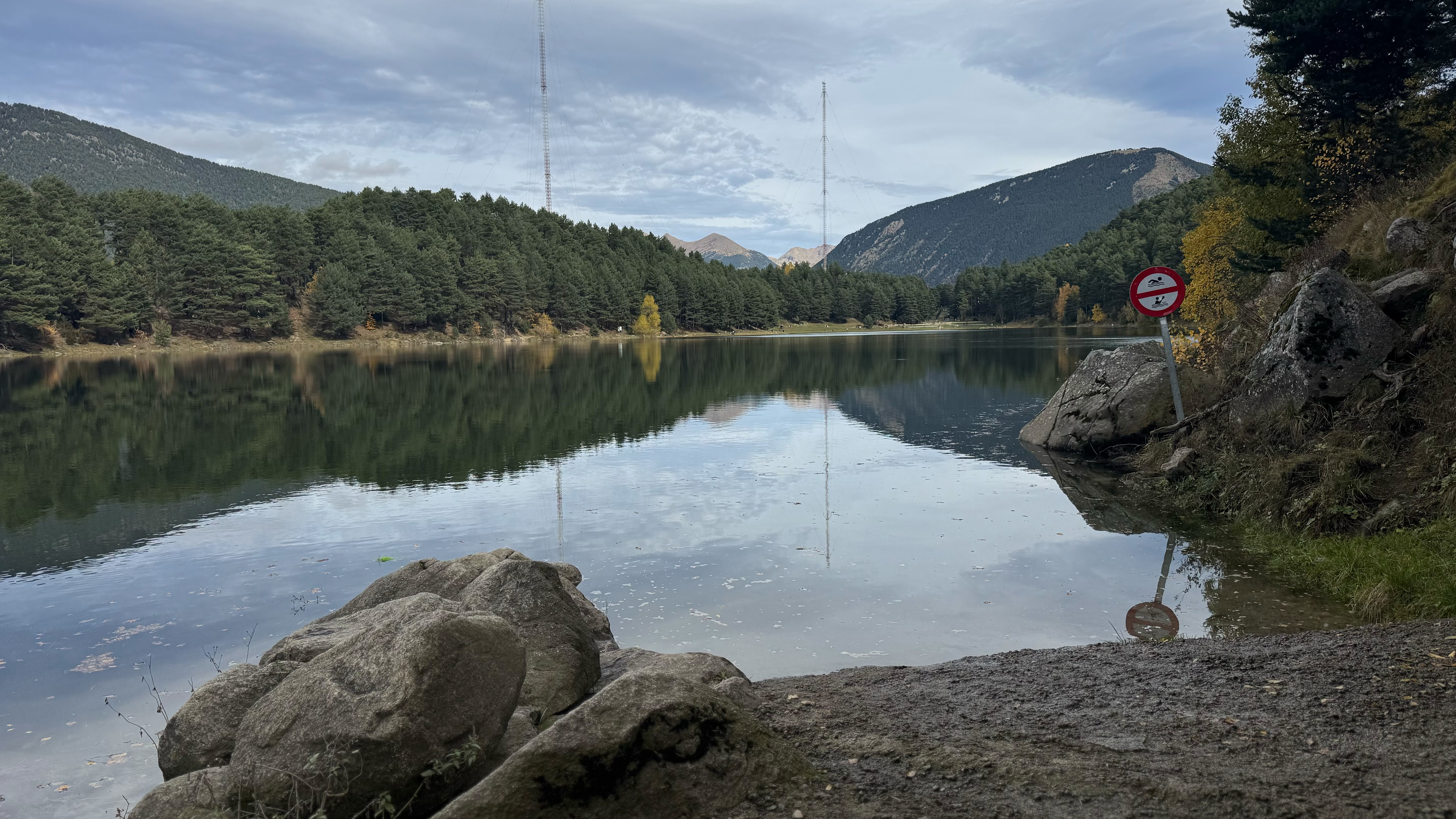 بحيرة إنغولاسترس أندورا