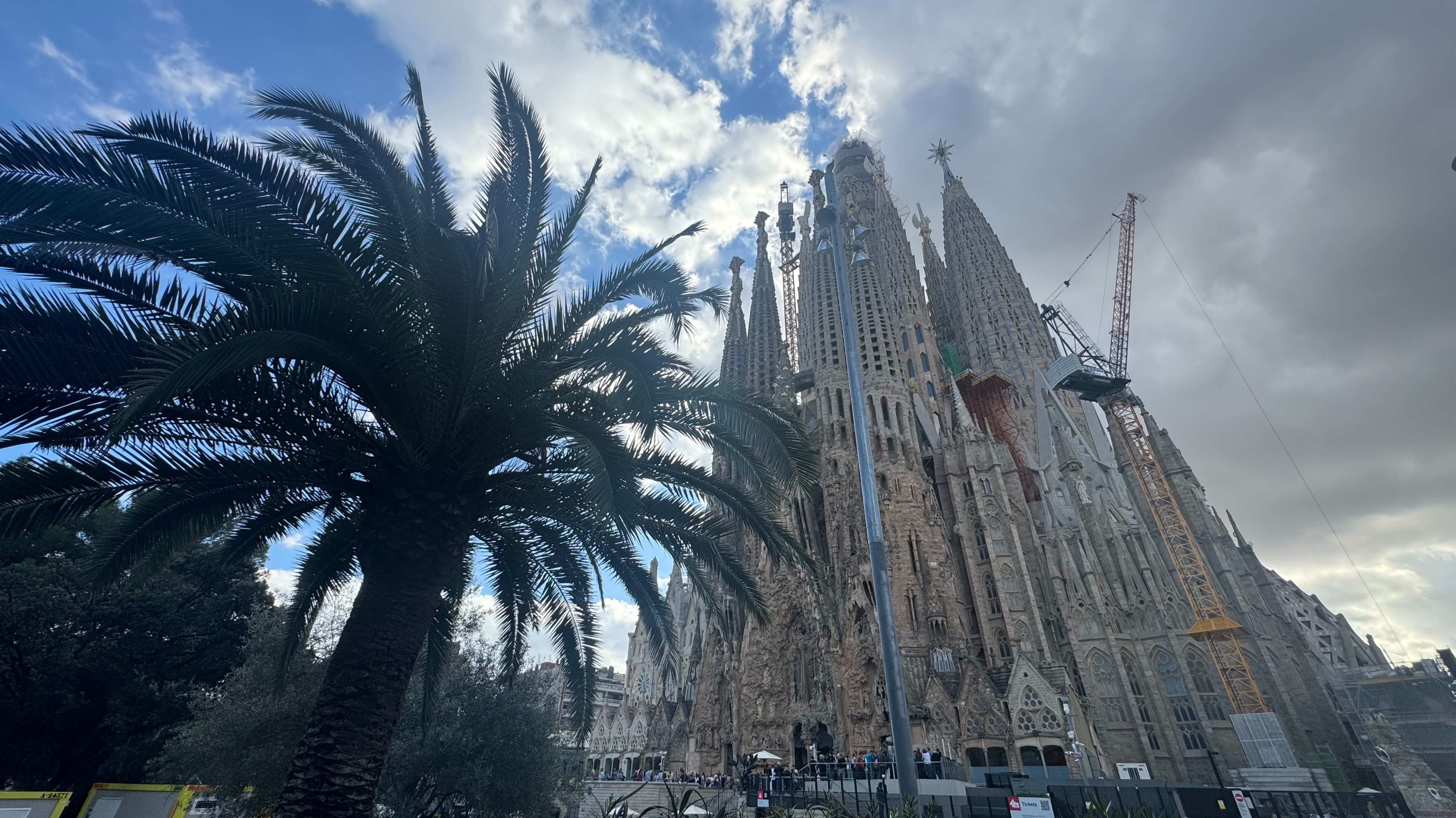 ساغرادا فاميليا برشلونة