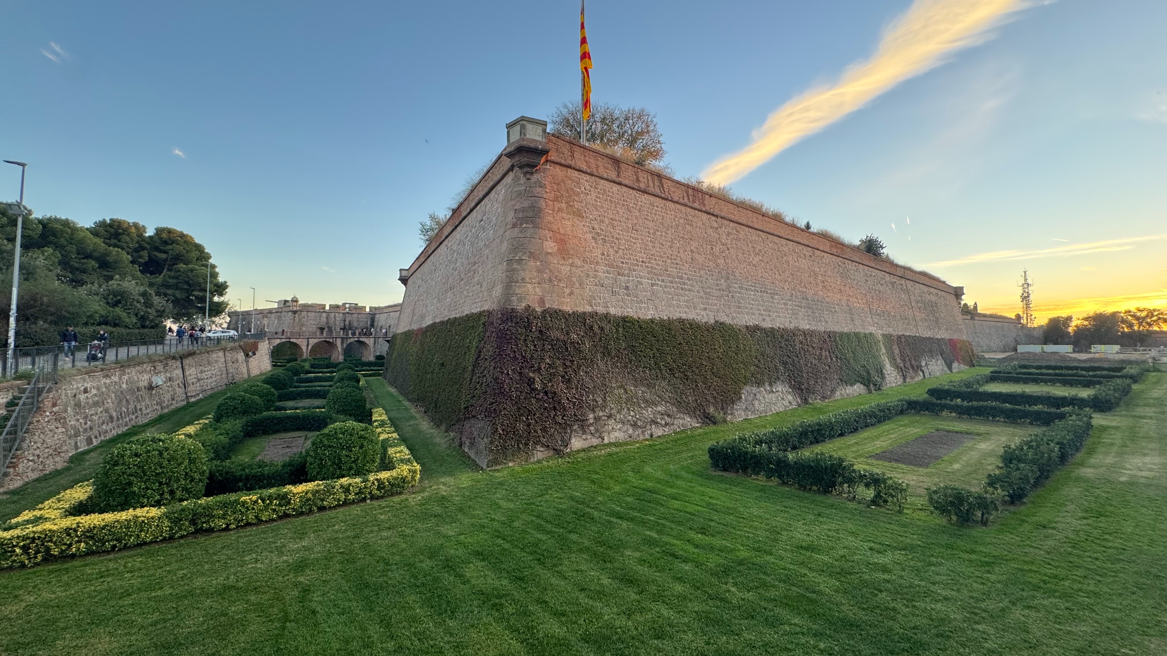 جبل مونت جويك برشلونة