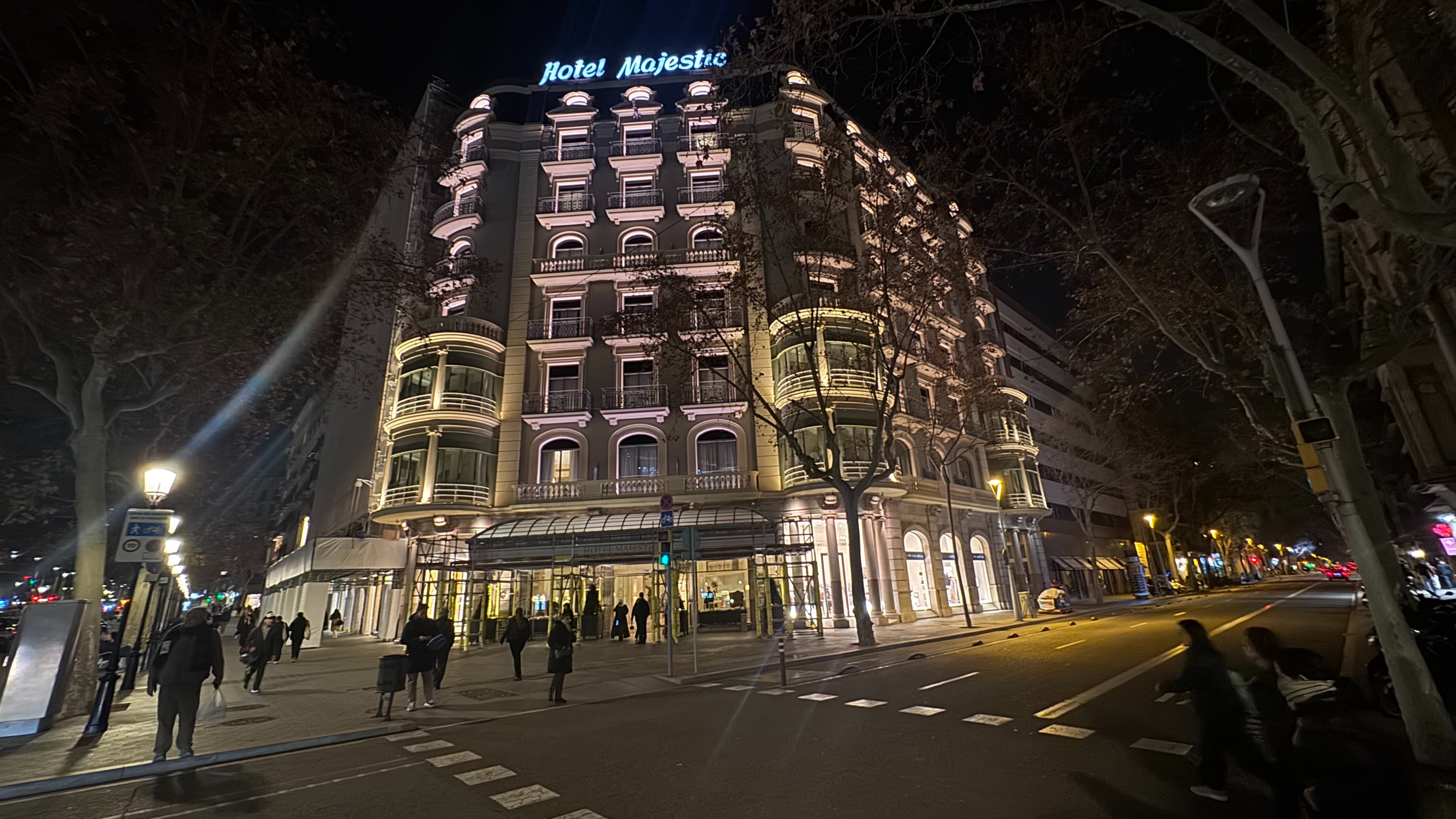 برشلونة وأندورا في الشتاء 2026: برنامج مجرب + فنادق + أهم الأماكن