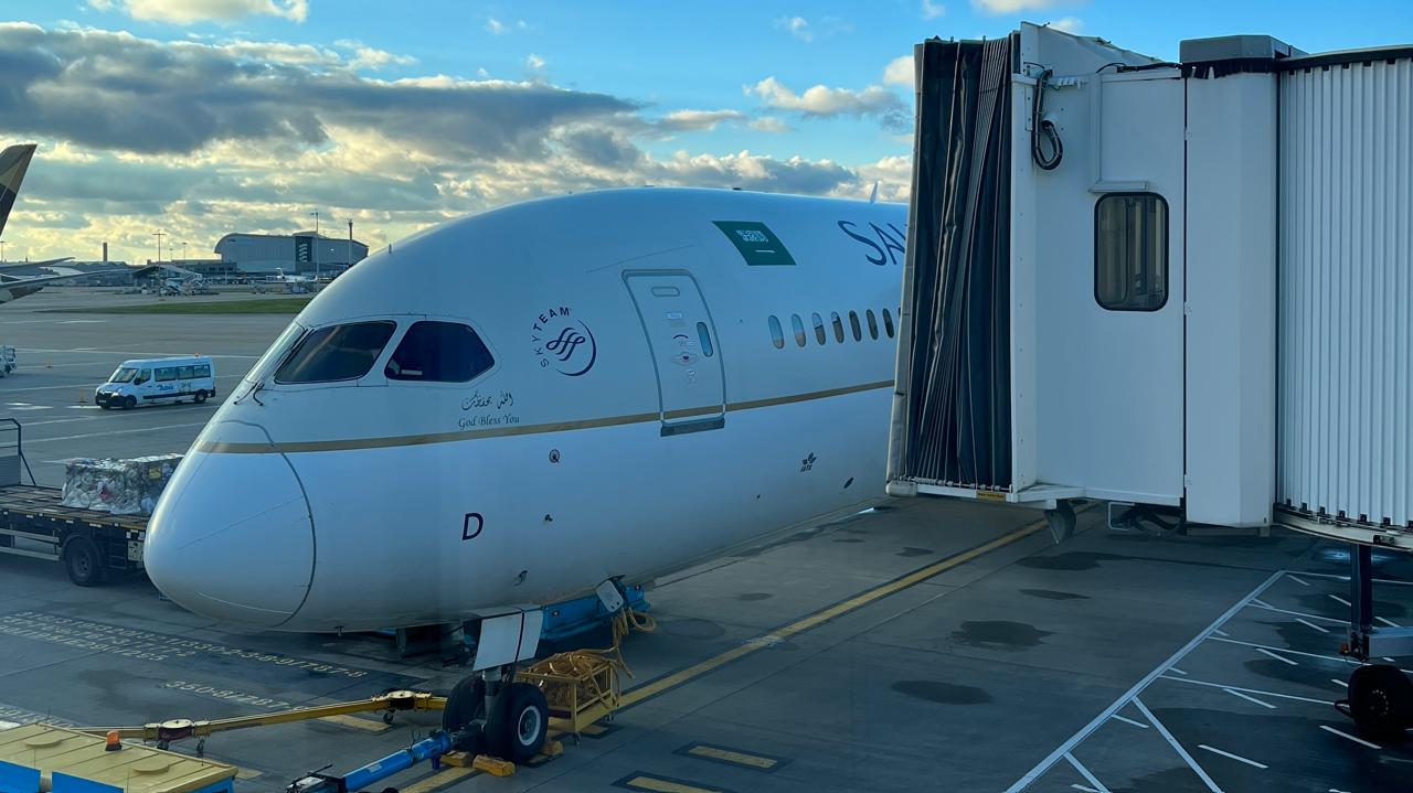 الطيران الى لندن